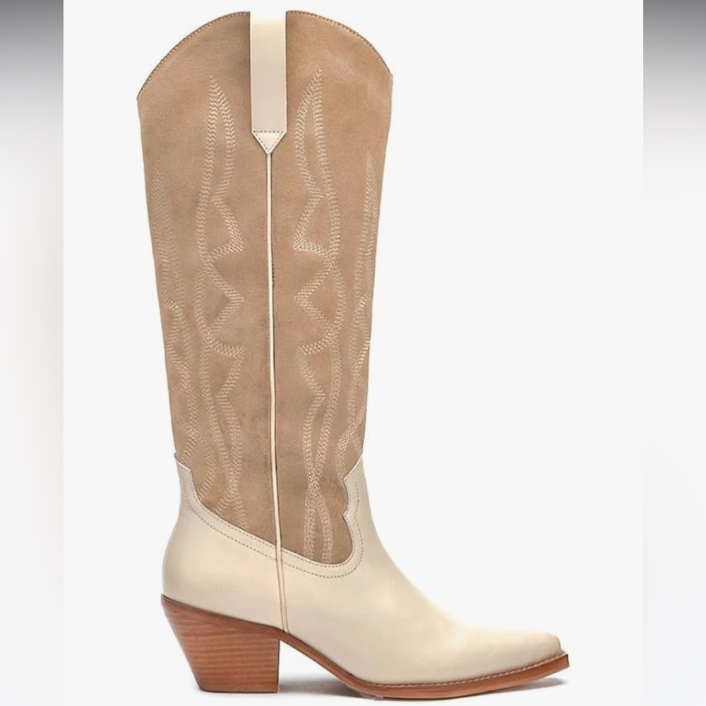 Coconuts by Matisse alpine Tan and Cream Heeled western cowboy Boots NWOB 8.5
